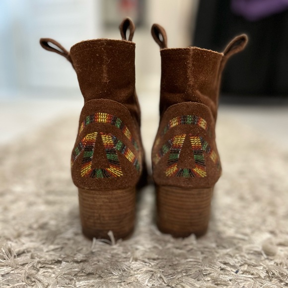 Booties - Picture 8 of 8